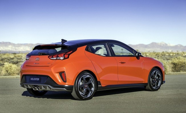 Hyundai Veloster 2018 - posterior Hyundai Veloster 2018 - posterior
