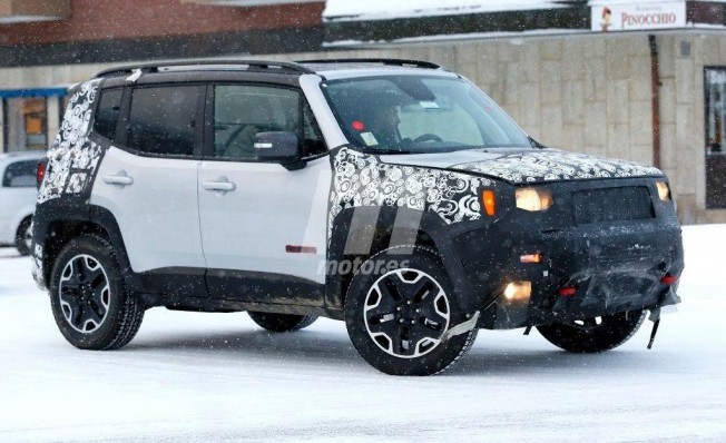 Jeep Renegade 2019 - foto espía Jeep Renegade 2019 - foto espía