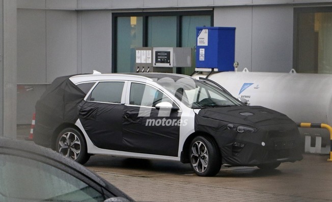 Kia Cee'd Sportswagon 2018 - foto espía Kia Cee'd Sportswagon 2018 - foto espía