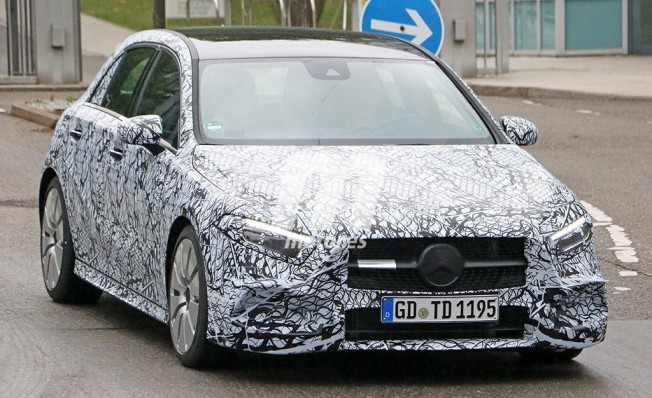 Mercedes-AMG A 35 2018 - foto espía Mercedes-AMG A 35 2018 - foto espía