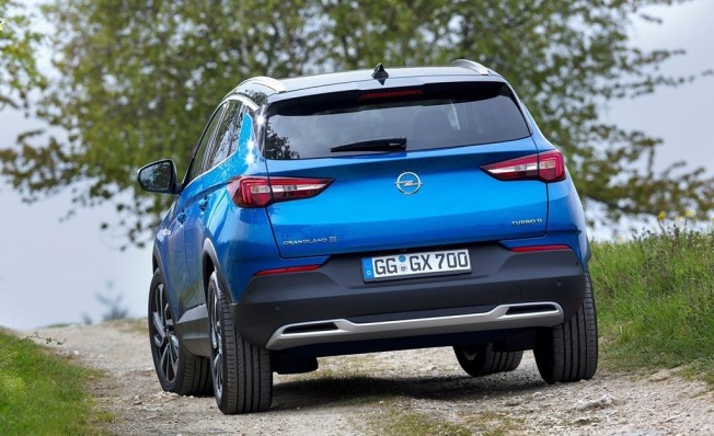Opel Grandland X - posterior Opel Grandland X - posterior