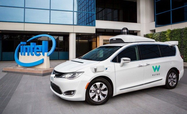 Waymo - prototipo de coche autónomo Waymo - prototipo de coche autónomo
