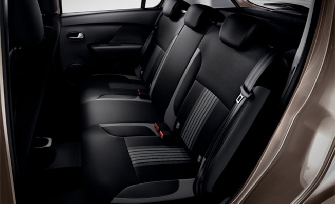 Dacia Sandero SL Nómada - interior Dacia Sandero SL Nómada - interior