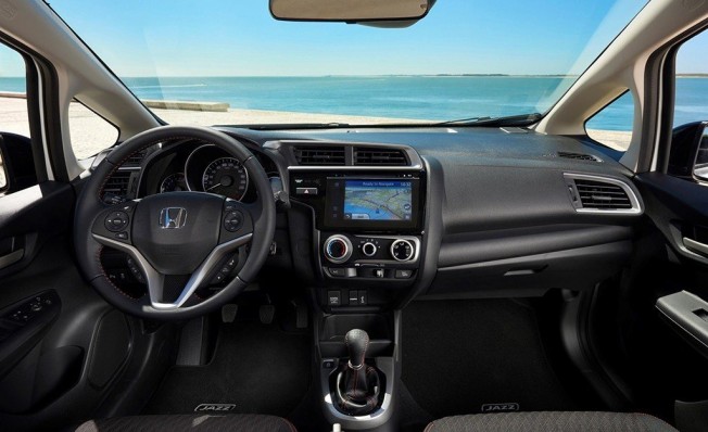 Honda Jazz 2018 - interior Honda Jazz 2018 - interior