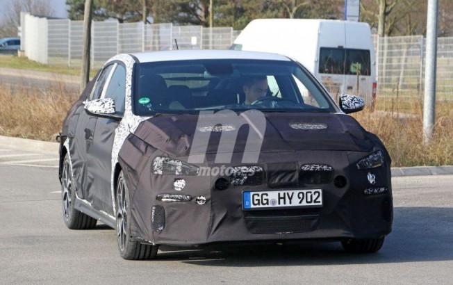 Hundai i30 Fastback N 2019 - foto espía Hundai i30 Fastback N 2019 - foto espía