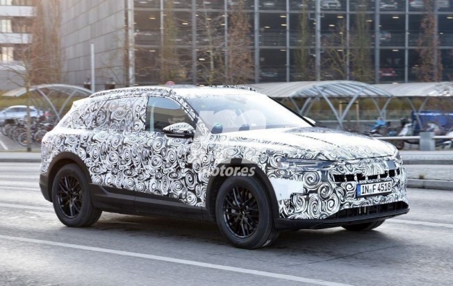 Audi e-tron quattro - foto espía Audi e-tron quattro - foto espía