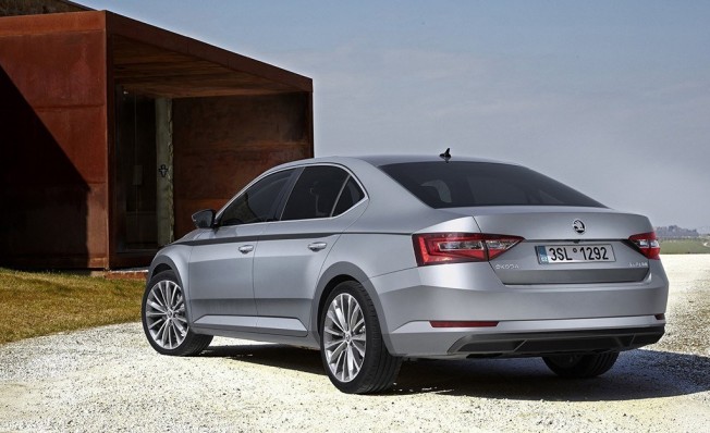 Skoda Superb - posterior Skoda Superb - posterior