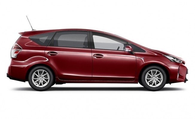 Toyota Prius+ 2018 - lateral Toyota Prius+ 2018 - lateral