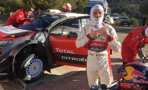 Sébastien Loeb se sube al Citroën C3 WRC en Almería