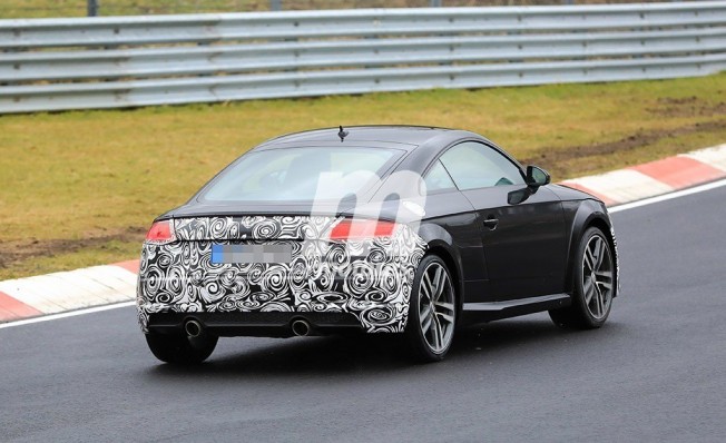 Audi TT Coupé 2019 - foto espía posterior Audi TT Coupé 2019 - foto espía posterior