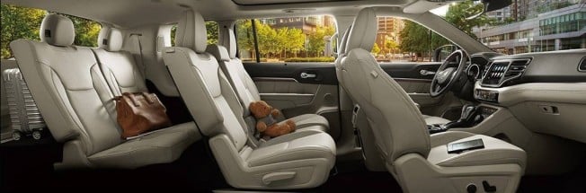 Jeep Grand Commander - interior Jeep Grand Commander - interior