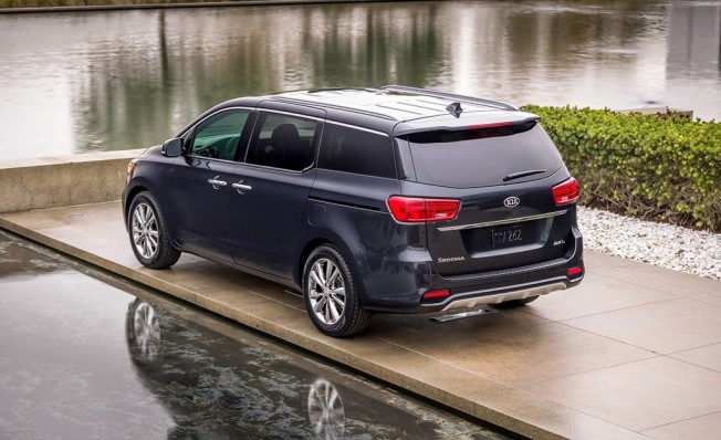 Kia Sedona 2019 - posterior Kia Sedona 2019 - posterior