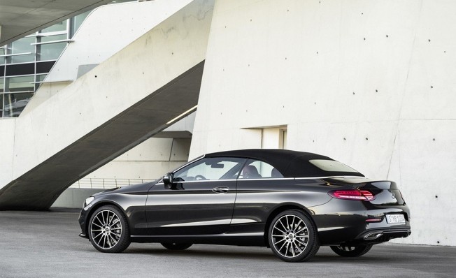 Mercedes Clase C Cabrio 2018 - posterior Mercedes Clase C Cabrio 2018 - posterior