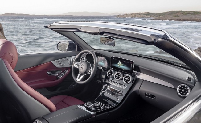 Mercedes Clase C Cabrio 2018 - interior Mercedes Clase C Cabrio 2018 - interior