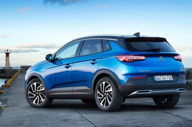 Opel Grandland X - posterior Opel Grandland X - posterior