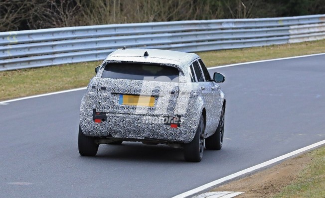 Range Rover Evoque 2019 - foto espía posterior Range Rover Evoque 2019 - foto espía posterior