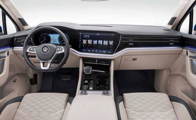 Volkswagen Touareg 2018 - interior Volkswagen Touareg 2018 - interior