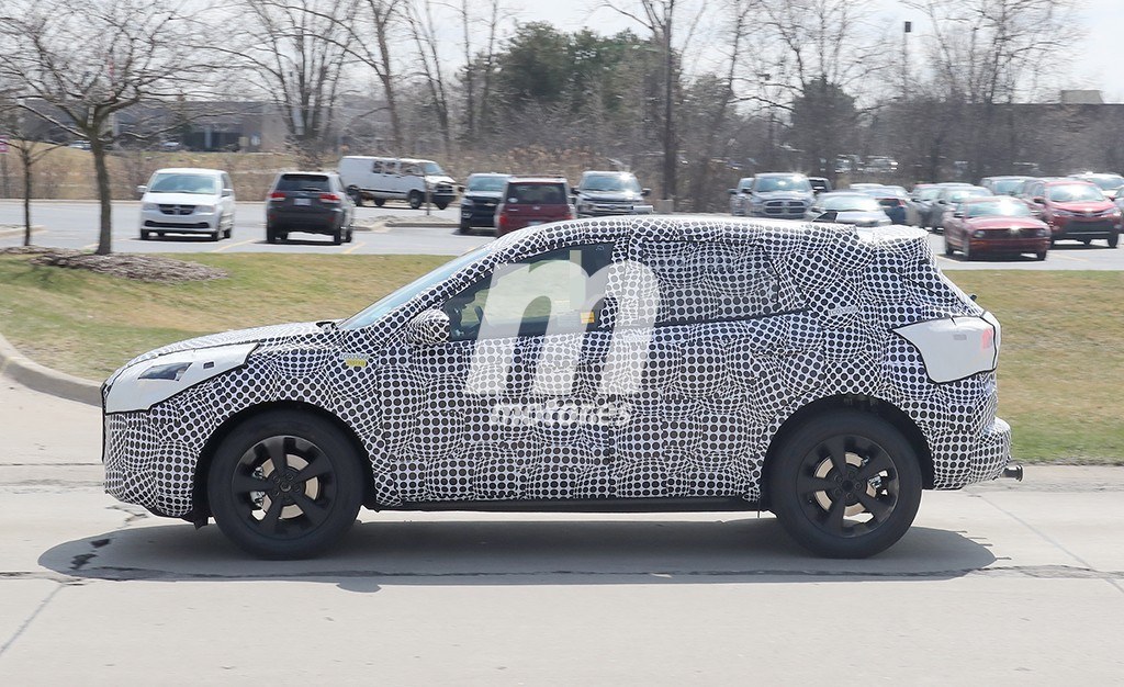 ford-kuga-2020-fotos-espia-201845778_10.