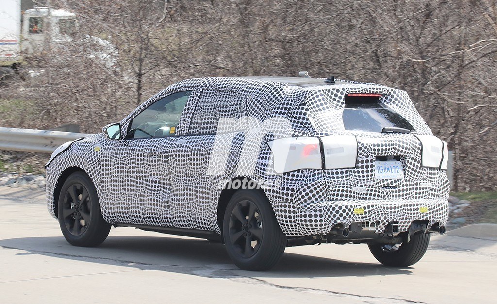 ford-kuga-2020-fotos-espia-201845778_13.