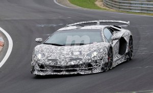 El Lamborghini Aventador SuperVeloce Jota durante sus últimas pruebas en el Ring