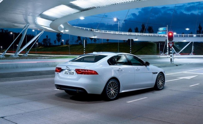 Jaguar XE Landmark Edition - posterior Jaguar XE Landmark Edition - posterior