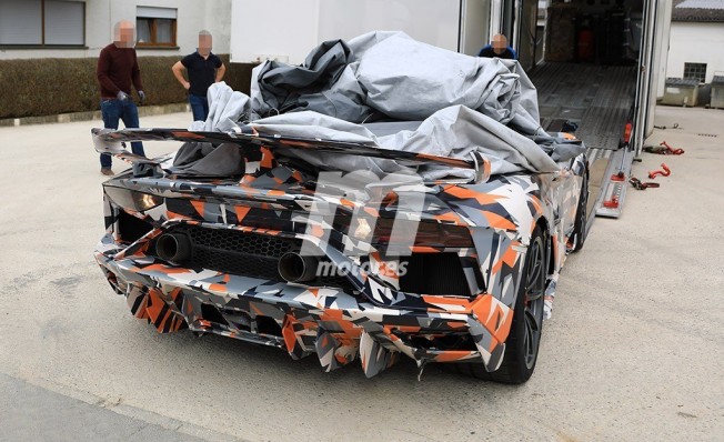 Lamborghini Aventador SuperVeloce Jota - foto espía posterior Lamborghini Aventador SuperVeloce Jota - foto espía posterior