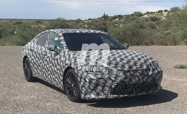 Lexus ES 2019 - foto espía Lexus ES 2019 - foto espía