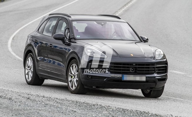 Porsche Cayenne E-Hybrid 2018 - foto espía Porsche Cayenne E-Hybrid 2018 - foto espía