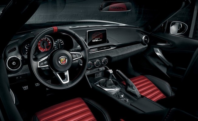 Abarth 124 Spider Turismo - interior Abarth 124 Spider Turismo - interior