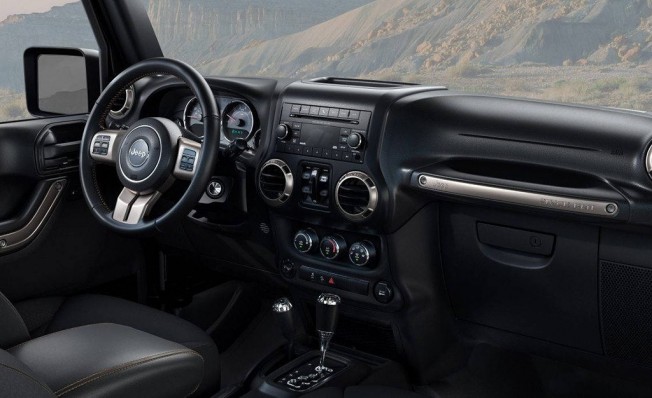 Jeep Wrangler Golden Eagle - interior Jeep Wrangler Golden Eagle - interior