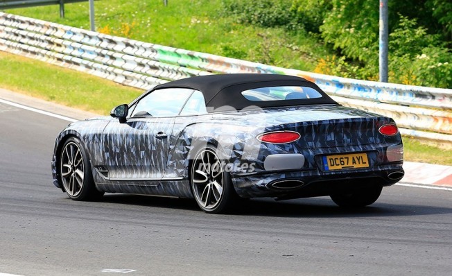 Bentley Continental GTC 2019 - foto espía posterior Bentley Continental GTC 2019 - foto espía posterior