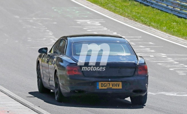 Bentley Flying Spur 2019 - foto espía posterior Bentley Flying Spur 2019 - foto espía posterior
