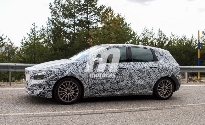 Mercedes Clase B 2019 - foto espía lateral Mercedes Clase B 2019 - foto espía lateral