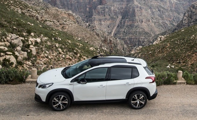 Peugeot 2008 - lateral Peugeot 2008 - lateral