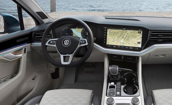 Volkswagen Touareg 2018 - interior Volkswagen Touareg 2018 - interior