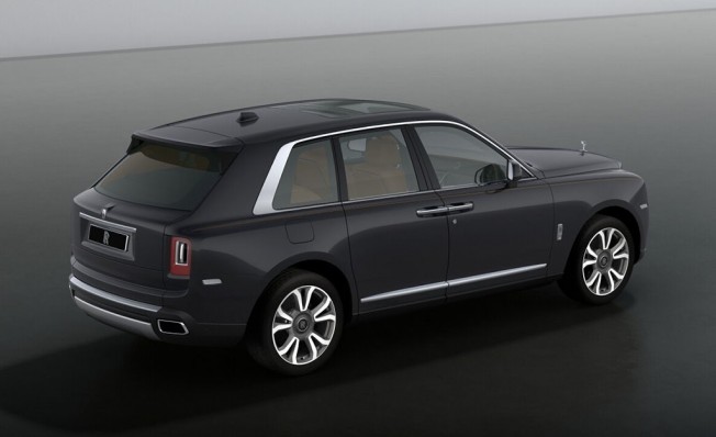 Rolls-Royce Cullinan - posterior Rolls-Royce Cullinan - posterior