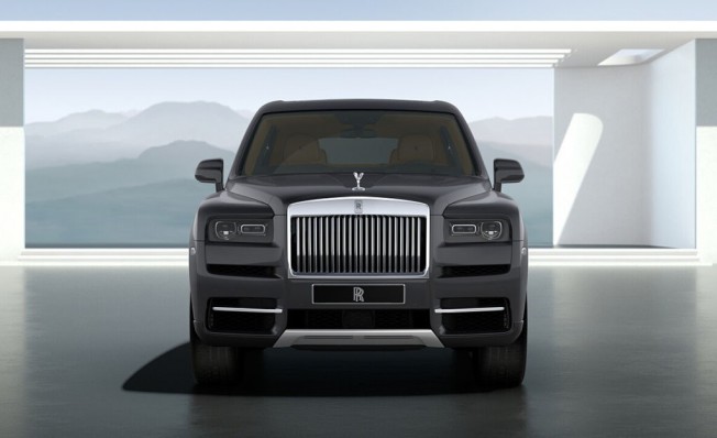Rolls-Royce Cullinan - frontal Rolls-Royce Cullinan - frontal