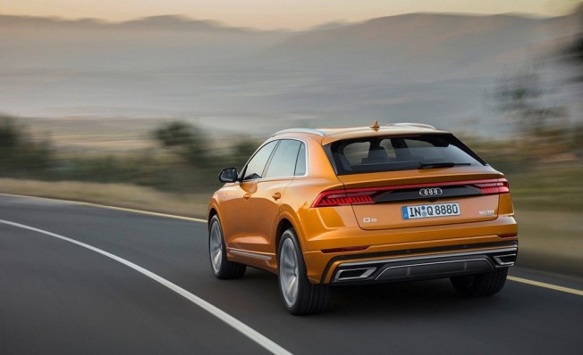 Audi Q8 2018 - posterior Audi Q8 2018 - posterior