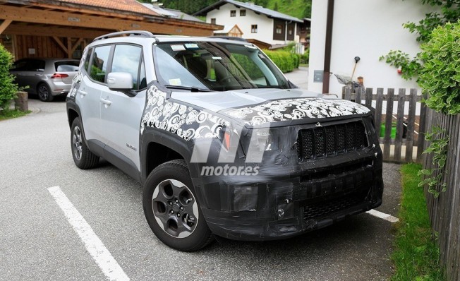 Jeep Renegade 2019 - foto espía Jeep Renegade 2019 - foto espía