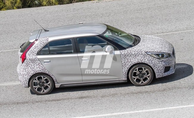 MG3 Sport 2019 - foto espía lateral MG3 Sport 2019 - foto espía lateral