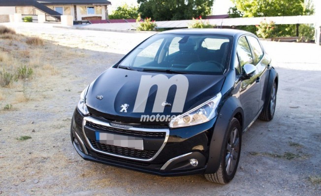 Peugeot 1008 - foto espía Peugeot 1008 - foto espía
