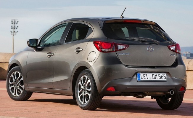 Mazda2 - posterior Mazda2 - posterior
