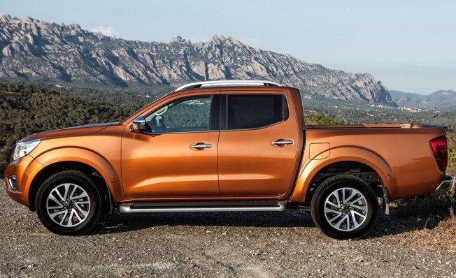 Nissan NP300 Navara - lateral Nissan NP300 Navara - lateral