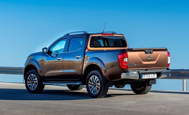 Nissan NP300 Navara - posterior Nissan NP300 Navara - posterior
