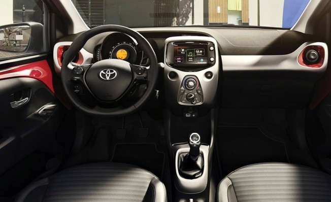 Toyota Aygo 2018 - interior Toyota Aygo 2018 - interior