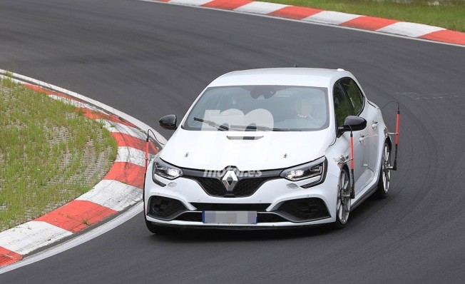 Renault Mégane RS Trophy 2019 - foto espía Renault Mégane RS Trophy 2019 - foto espía