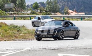 El nuevo Peugeot 508 Híbrido enchufable continúa sus pruebas destapado