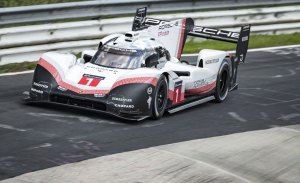 El Porsche 919 Hybrid Evo destroza el récord absoluto de Nordschleife