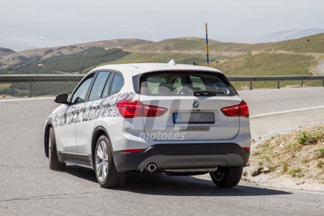 BMW X1 xDrive25e 2019 - foto espía posterior BMW X1 xDrive25e 2019 - foto espía posterior