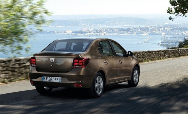 Dacia Logan - posterior Dacia Logan - posterior